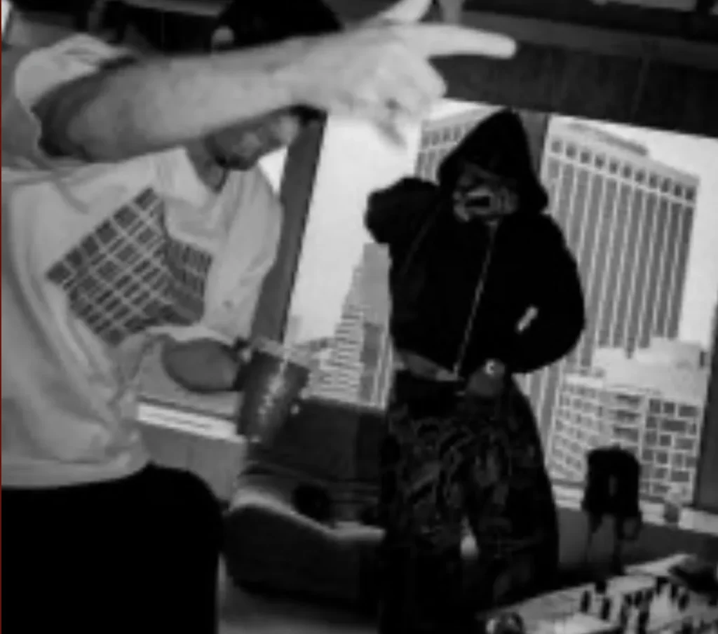 Fred again.., ft. Skepta, PlaqueBoyMax – Victory Lap - Featured Image