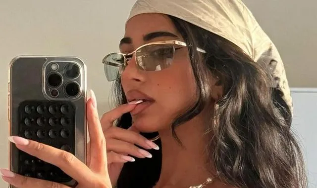 brown eyed girl – which one x 1er gaou