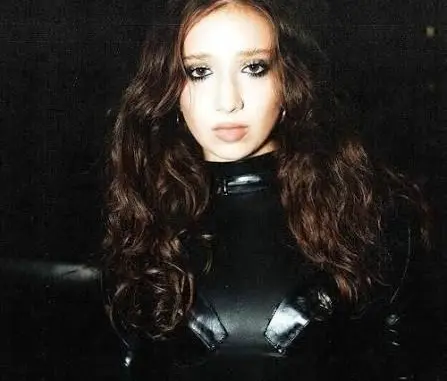 Isabel LaRosa – Favorite